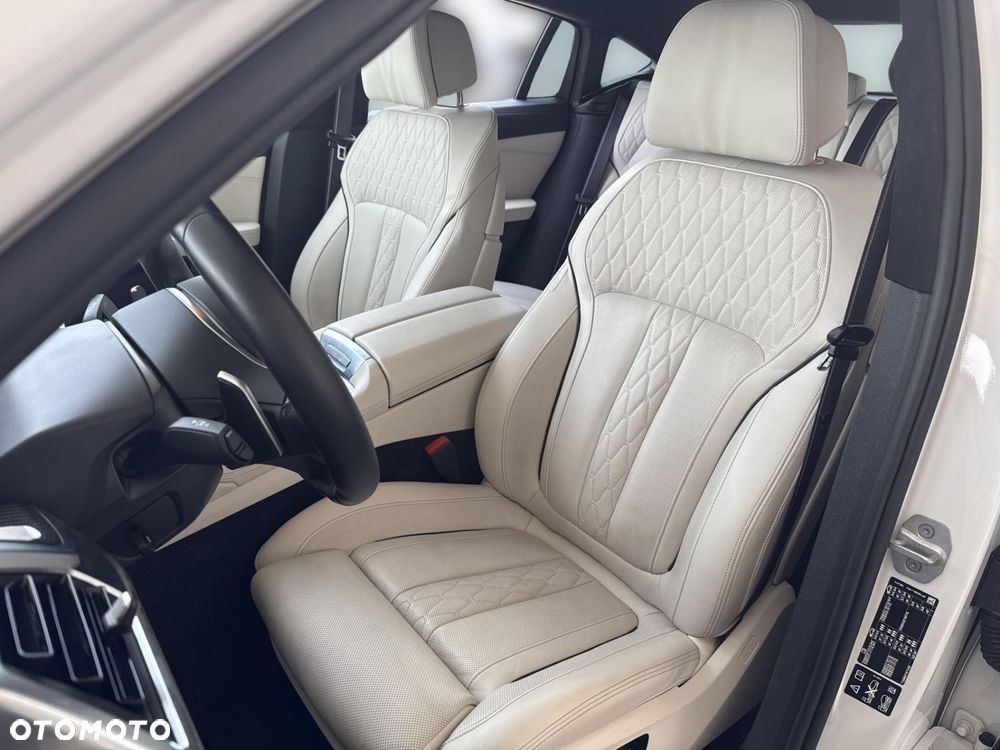 BMW X6 xDrive40i mHEV sport - 8