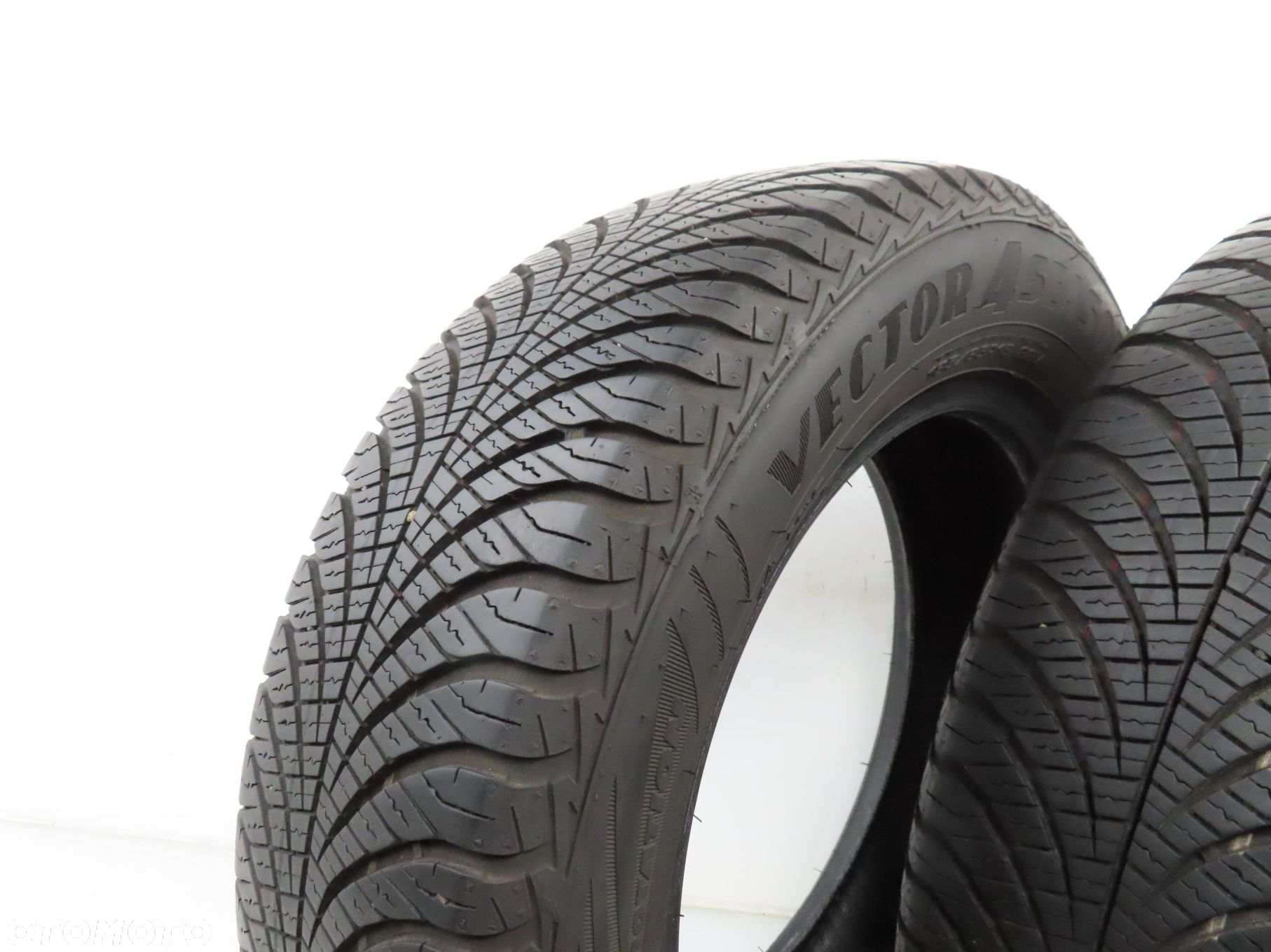 2x 185/65R15 OPONY CAŁOROCZNA Goodyear Vector 4Seasons Gen-2 88V - 4