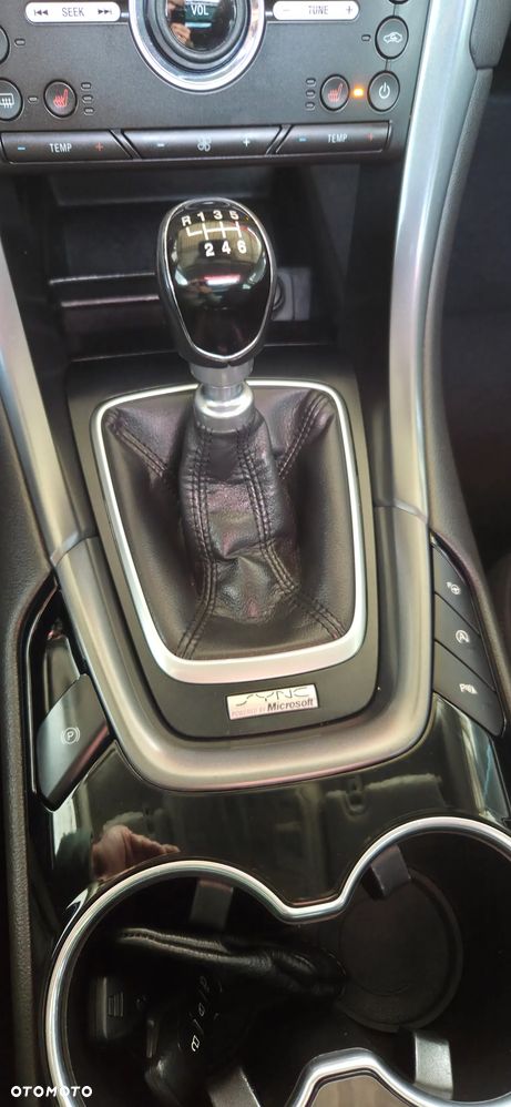 Ford Mondeo 2015