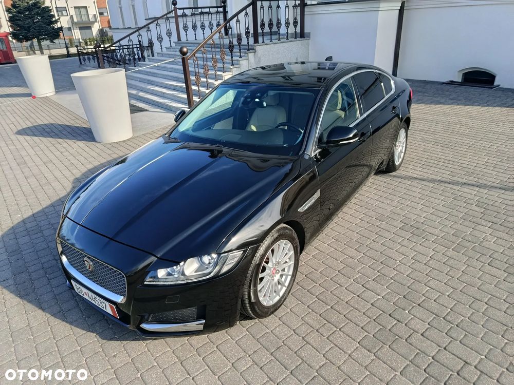 Jaguar XF E-Performance Portfolio - 15