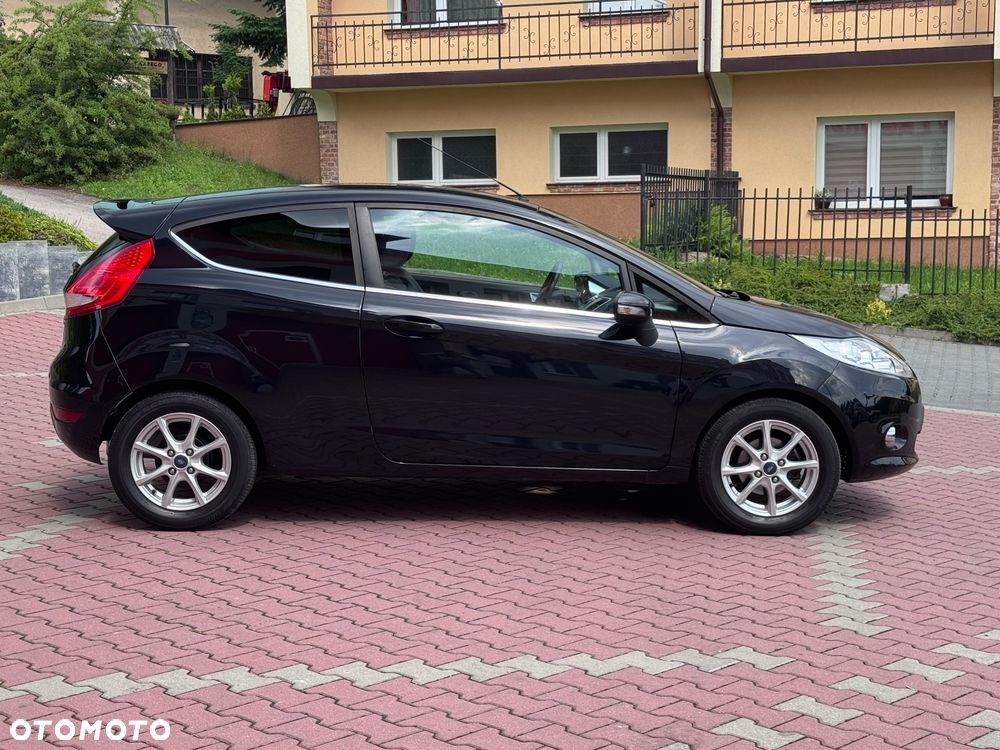 Ford Fiesta 1.25 Champions Edition - 8