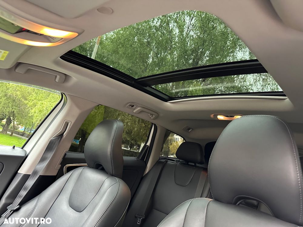 Volvo XC 60 - 23