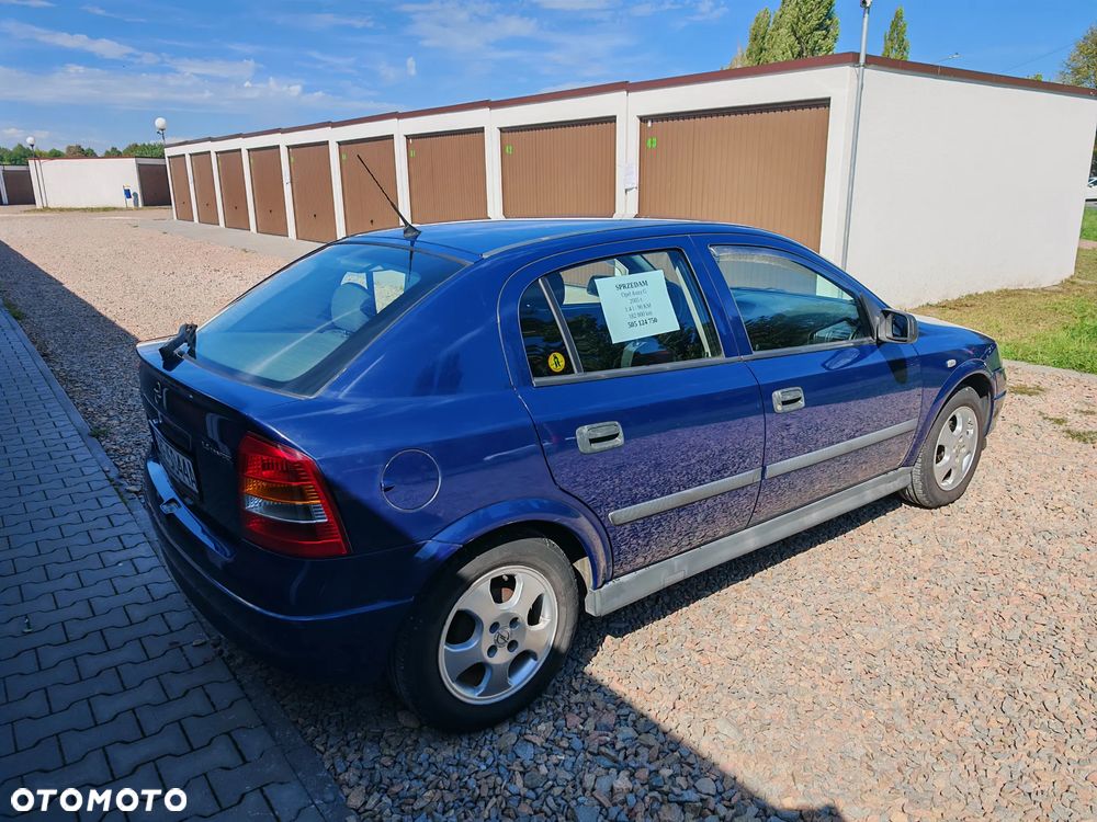 Opel Astra 1.4 - 6