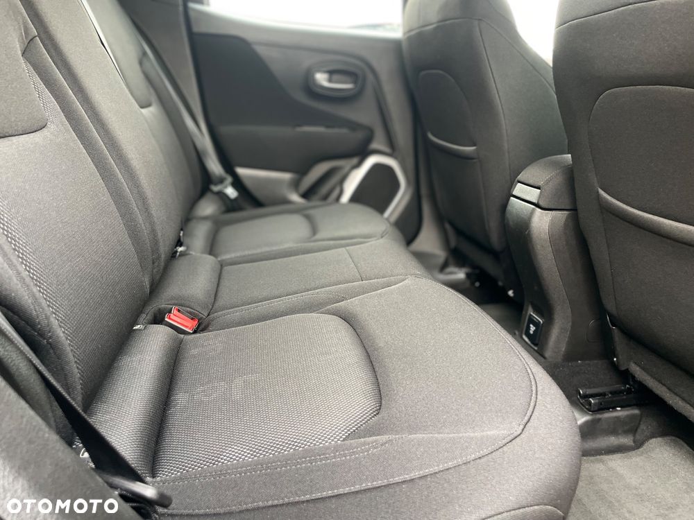 Jeep Renegade - 18