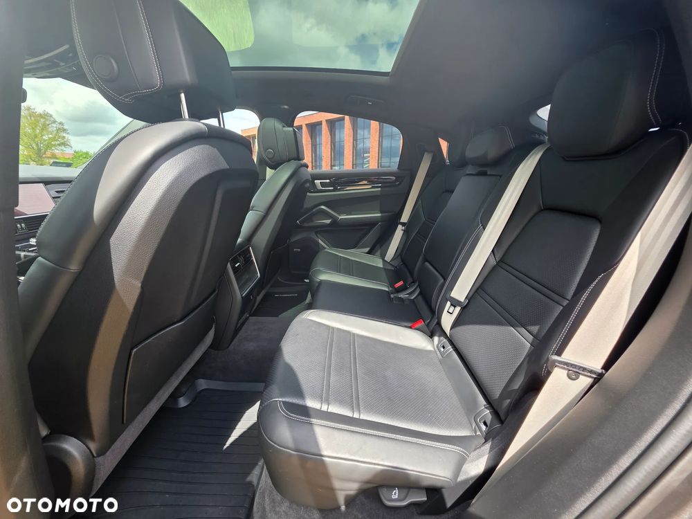 Porsche Cayenne Standard - 14