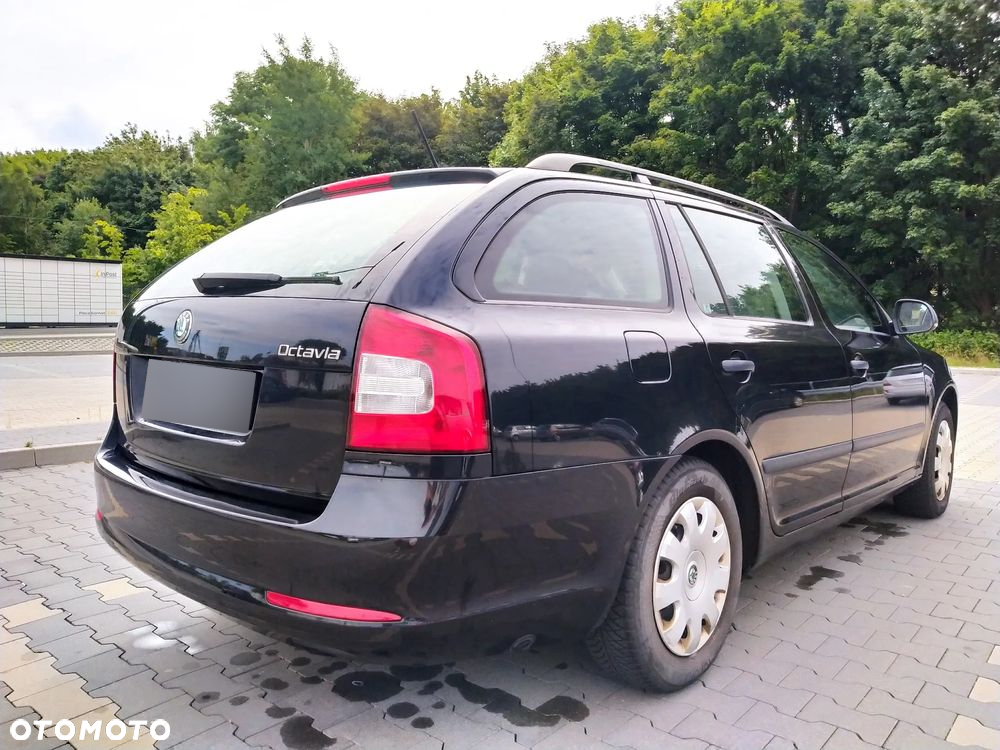 Skoda Octavia 1.6 - 6