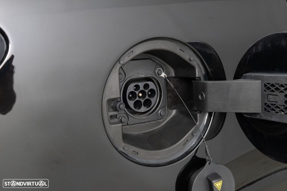 MG EHS 1.5 T-GDI Plug-in Hybrid Luxury - 17