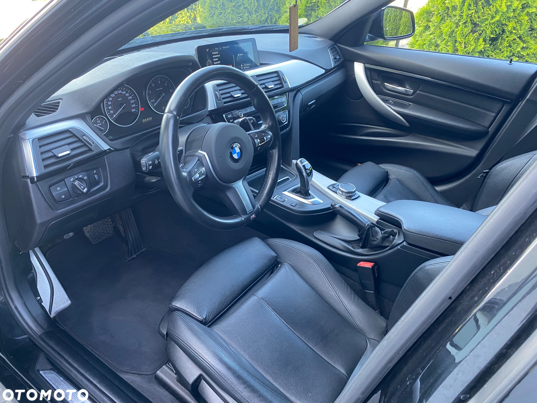 BMW Seria 3 330d - 16
