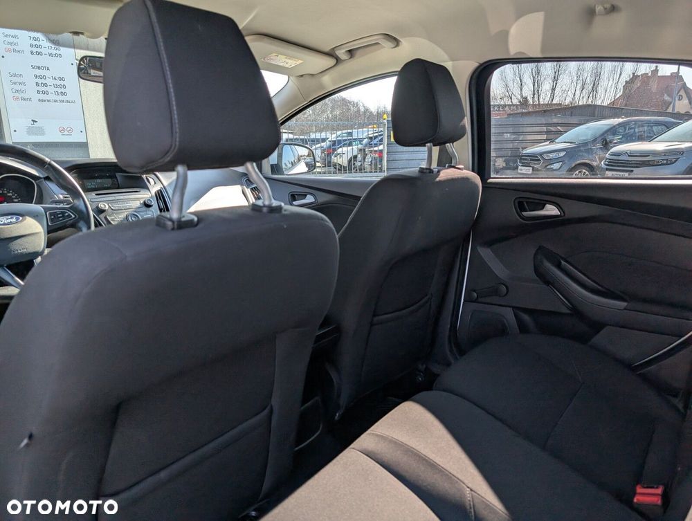 Ford Focus 1.6 Trend - 25
