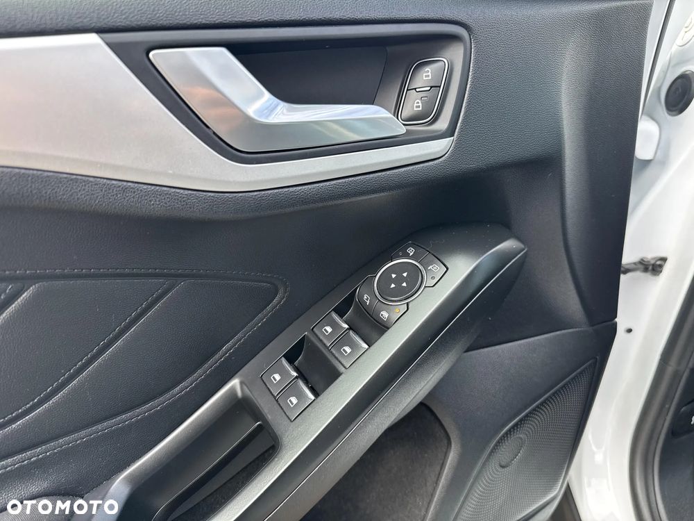 Ford Focus 1.0 EcoBoost Trend Edition Business - 14