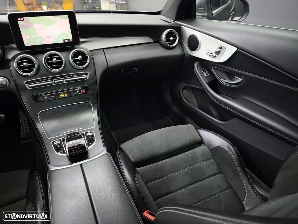Mercedes-Benz C 220 d Coupe 9G-TRONIC AMG Line - 30