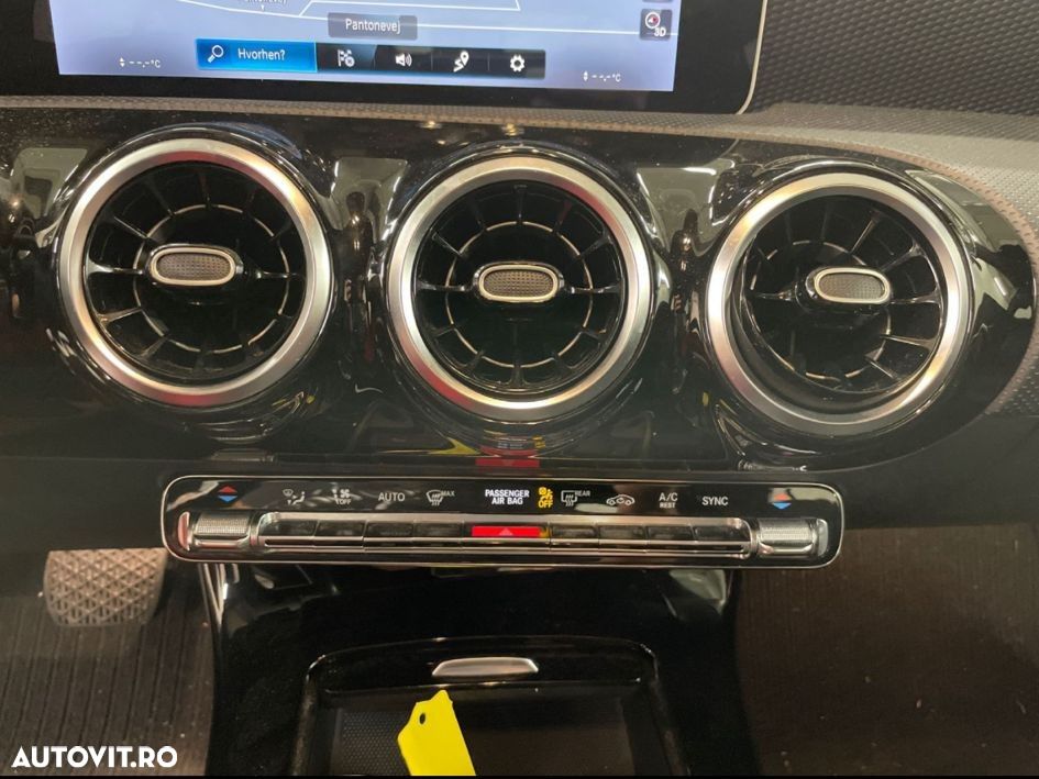 Mercedes-Benz A 180 d 7G-DCT - 12