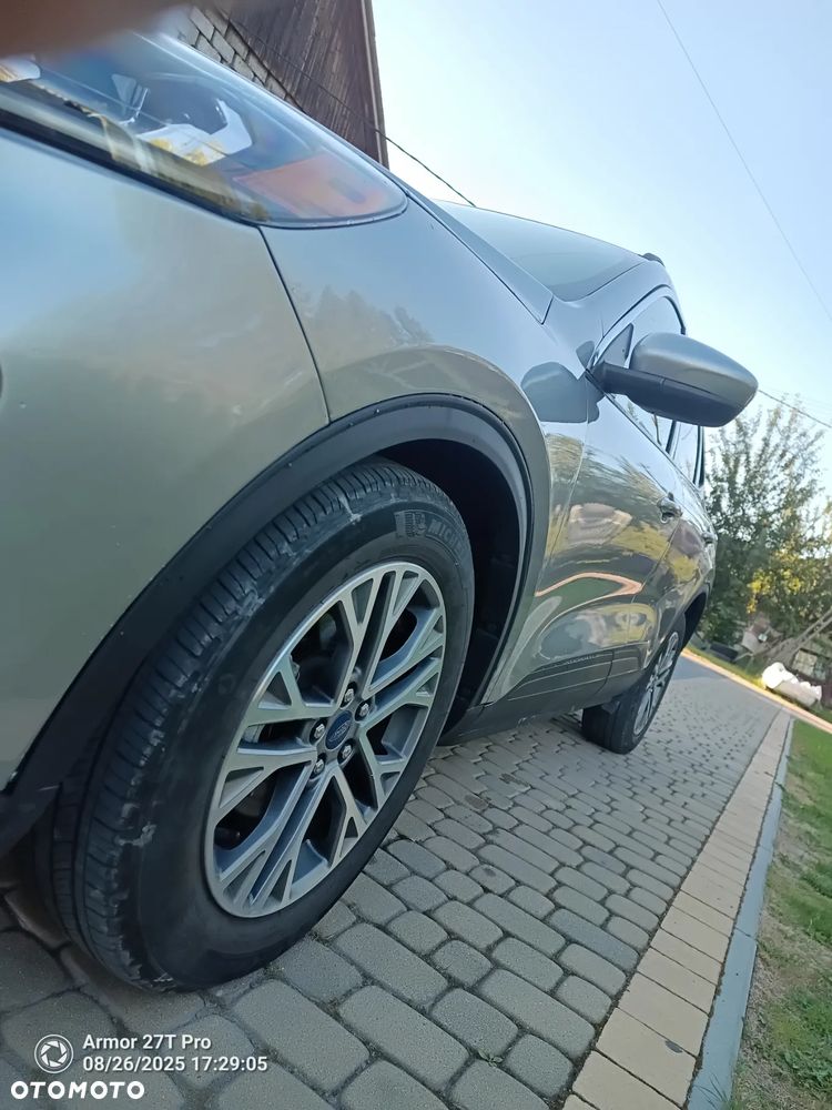 Ford Escape 2.0 EcoBoost AWD Titanium - 16
