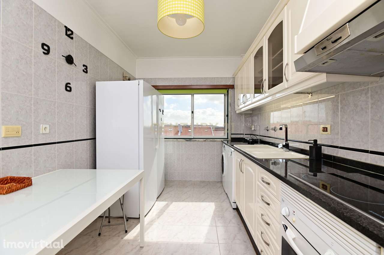 Apartamento T3 Mobilado, em Varge Mondar (Rio de Mouro, Sintra) - Grande imagem: 2/28