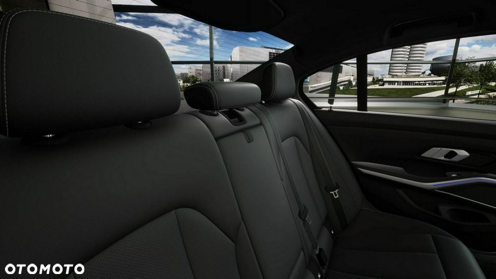 BMW Seria 3 M340i xDrive - 16