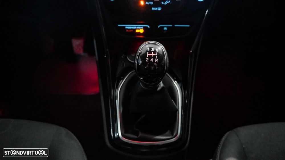 Ford B-Max 1.5 TDCi Titanium - 44