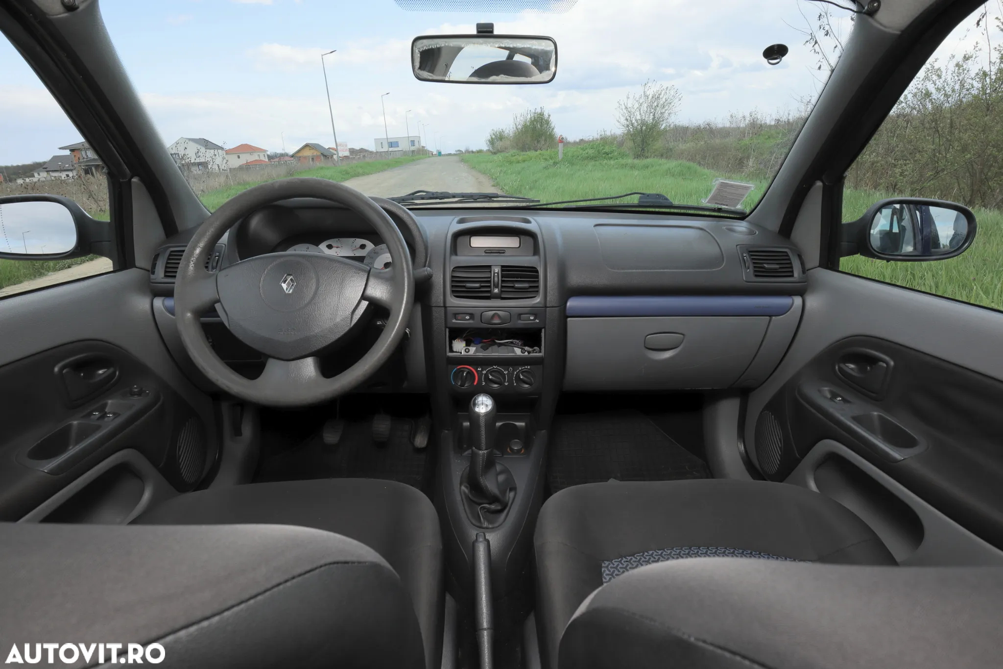 Renault Symbol 1.5dCi Authentique - 13