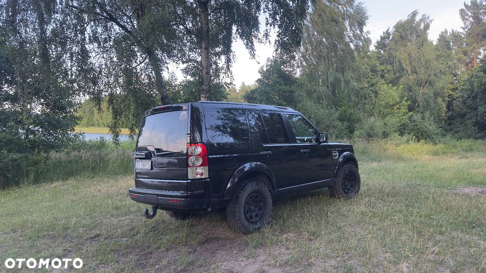 Land Rover Discovery 3.0D V6 SE - 4