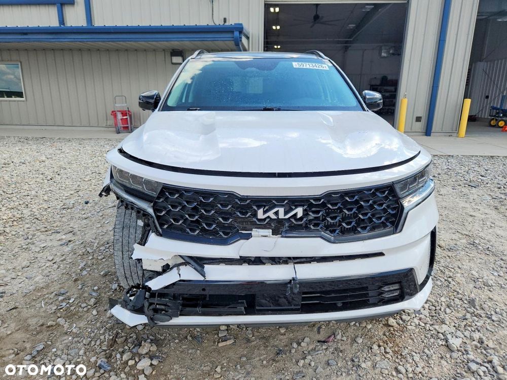 Kia Sorento - 7