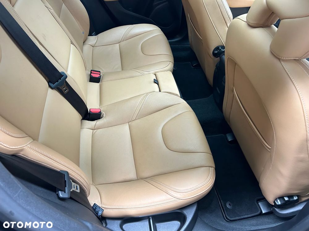 Volvo V40 D3 Drive-E Inscription - 10