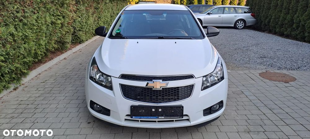 Chevrolet Cruze 1.8 LTZ - 10