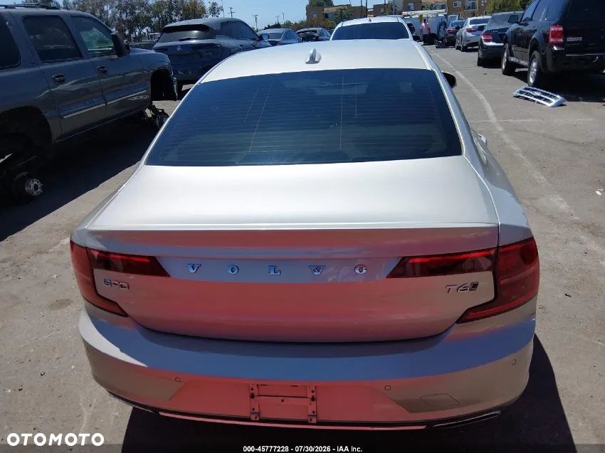 Volvo S90 T6 AWD Momentum - 10