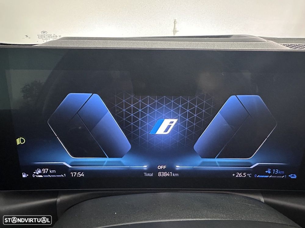 BMW 330 e Pack Desportivo M Pro Auto - 17
