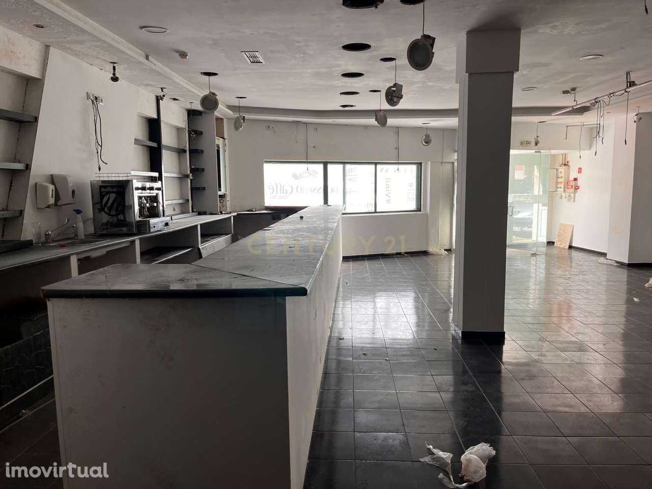 Moradia no Centro do Cartaxo – Excelente Oportunidade de Investimento! - Grande imagem: 5/47