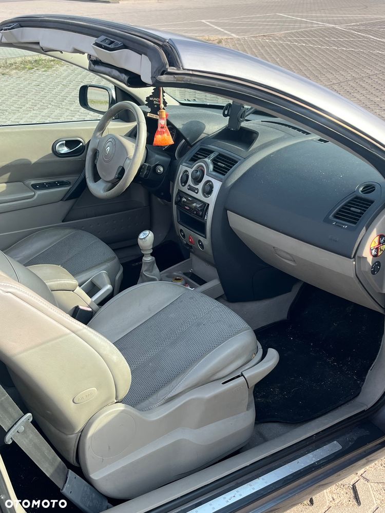 Renault Megane 2.0 Confort Dynamique - 5