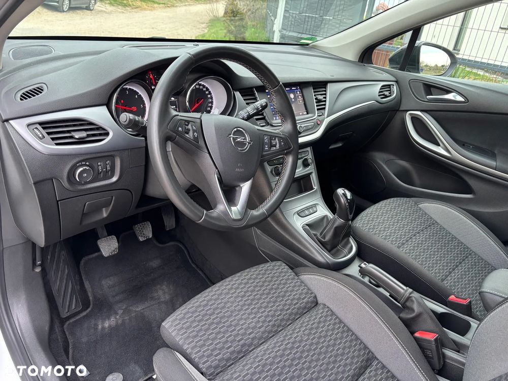 Opel Astra 1.5 D Start/Stop 2020 - 9