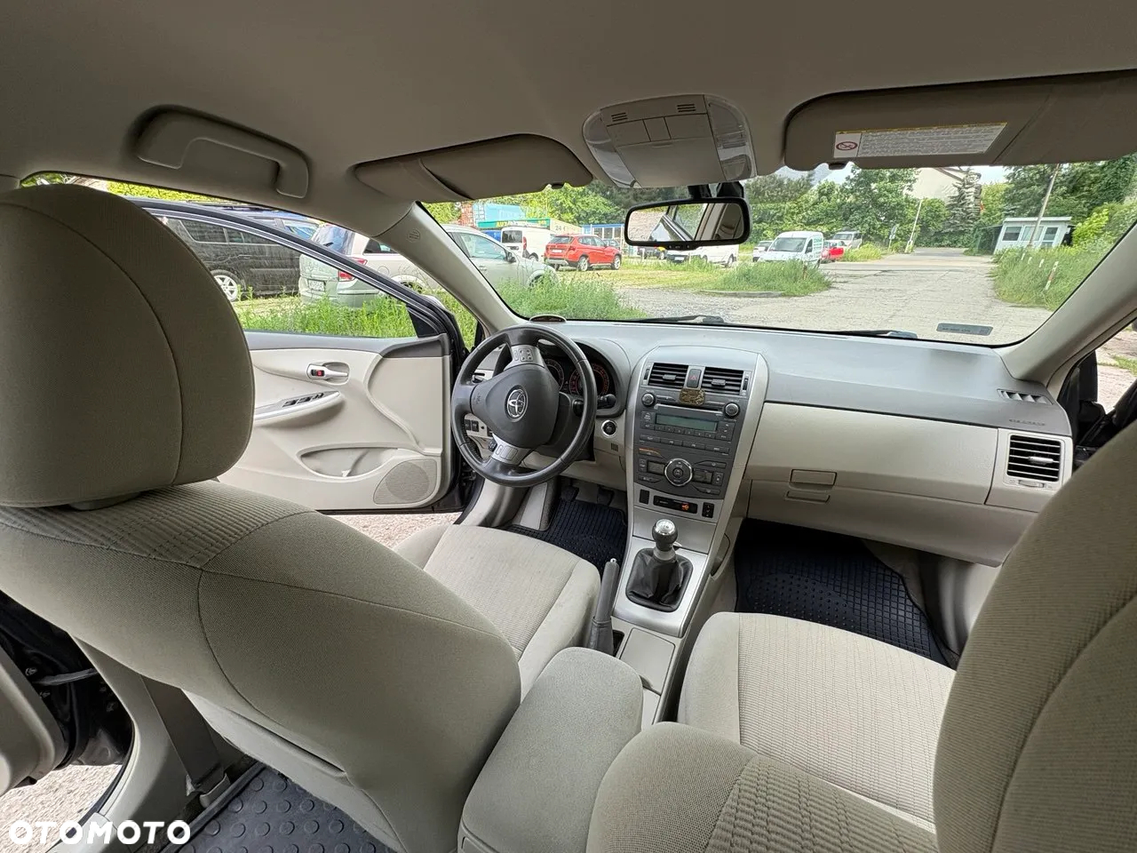 Toyota Corolla 1.6 VVT-i Luna - 13