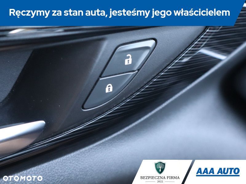 Opel Insignia - 17