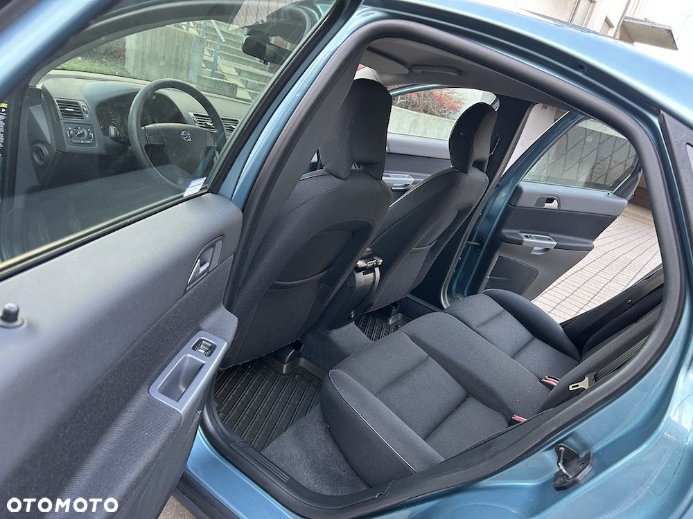 Volvo S40 - 13
