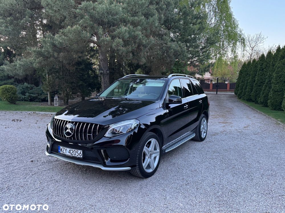 Mercedes-Benz GLE - 1