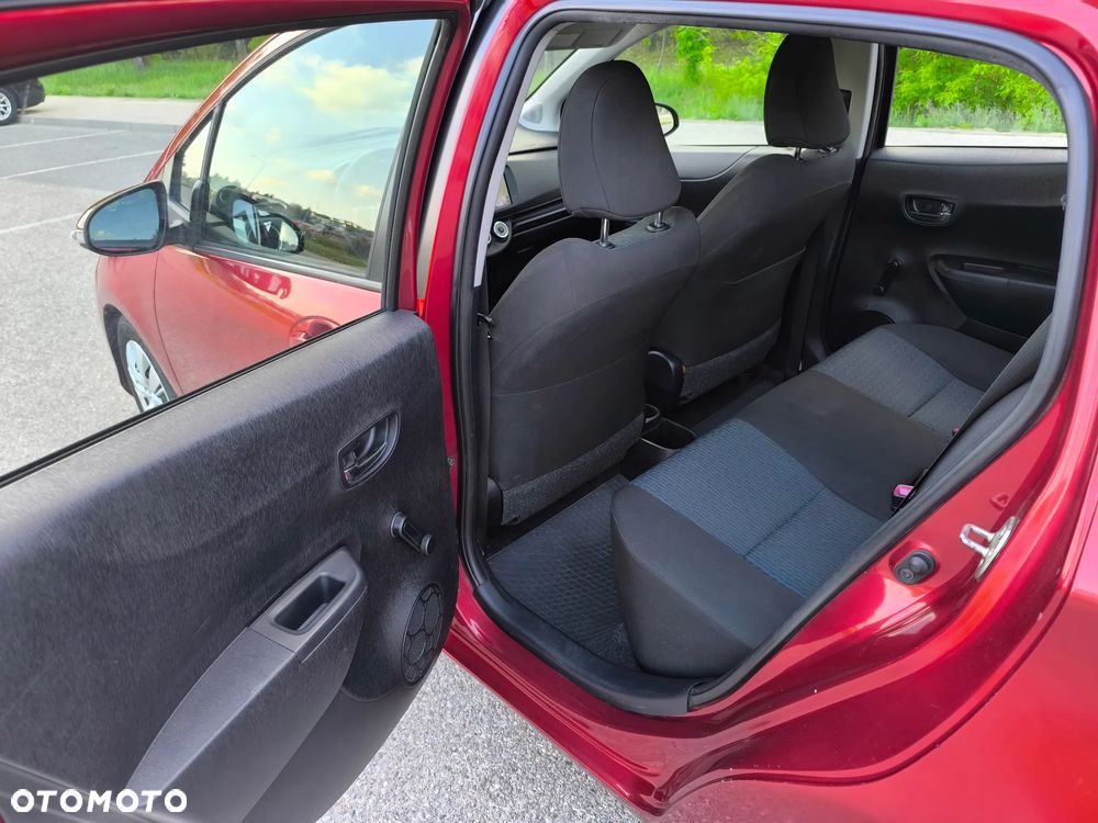 Toyota Yaris 1.4 D-4D Luna - 24