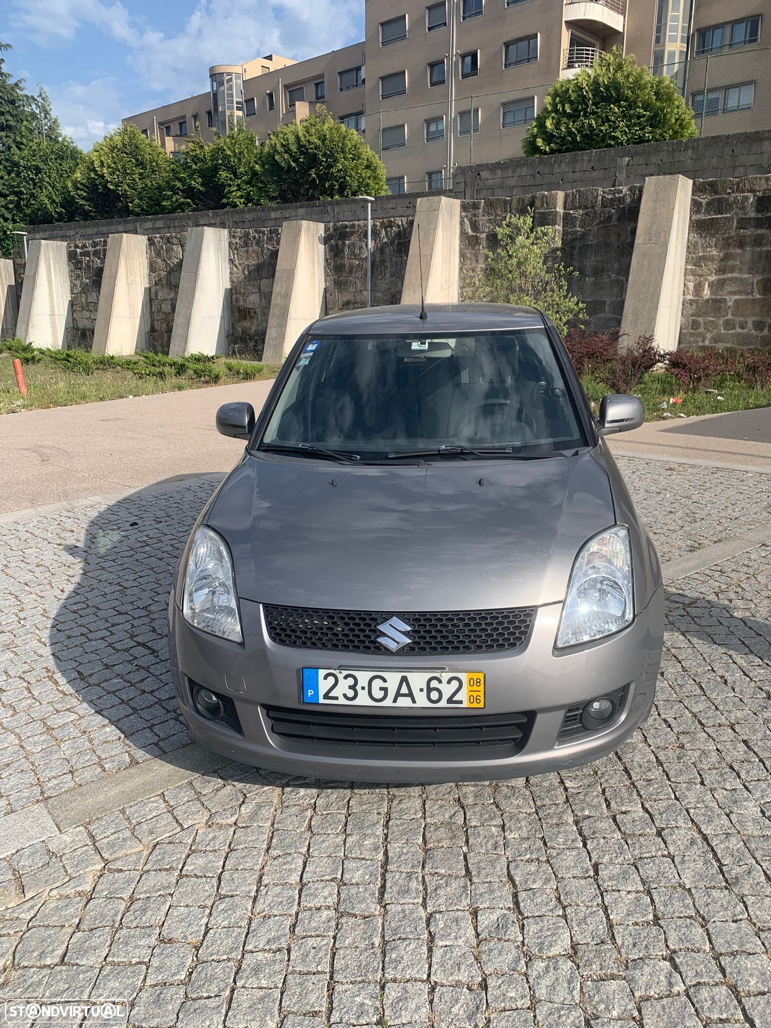 Suzuki Swift 1.3 DDiS GL - 1
