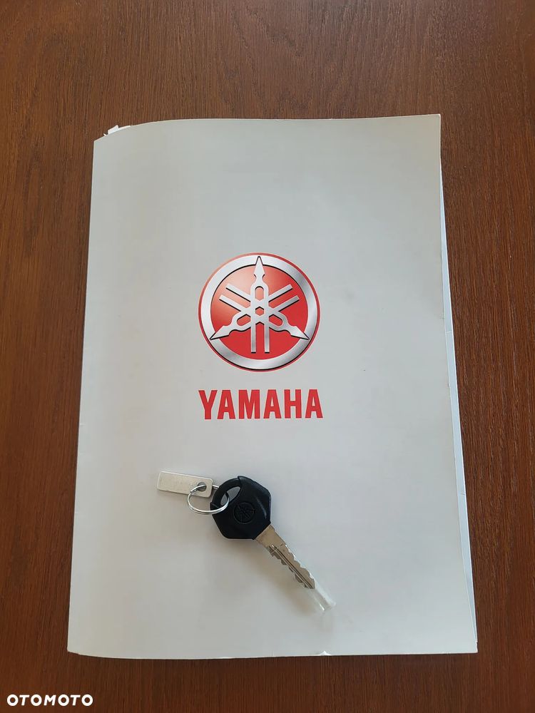 Yamaha YZF - 6