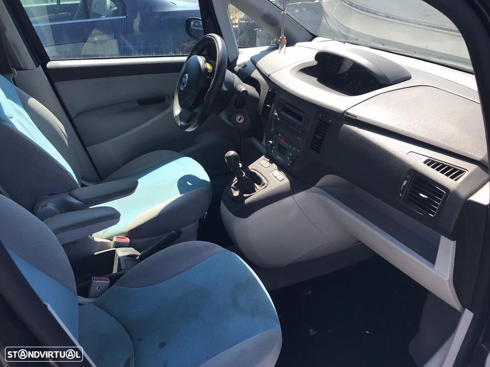 Fiat Idea 1.4 16V 5P 2004  - Para Peças - 9