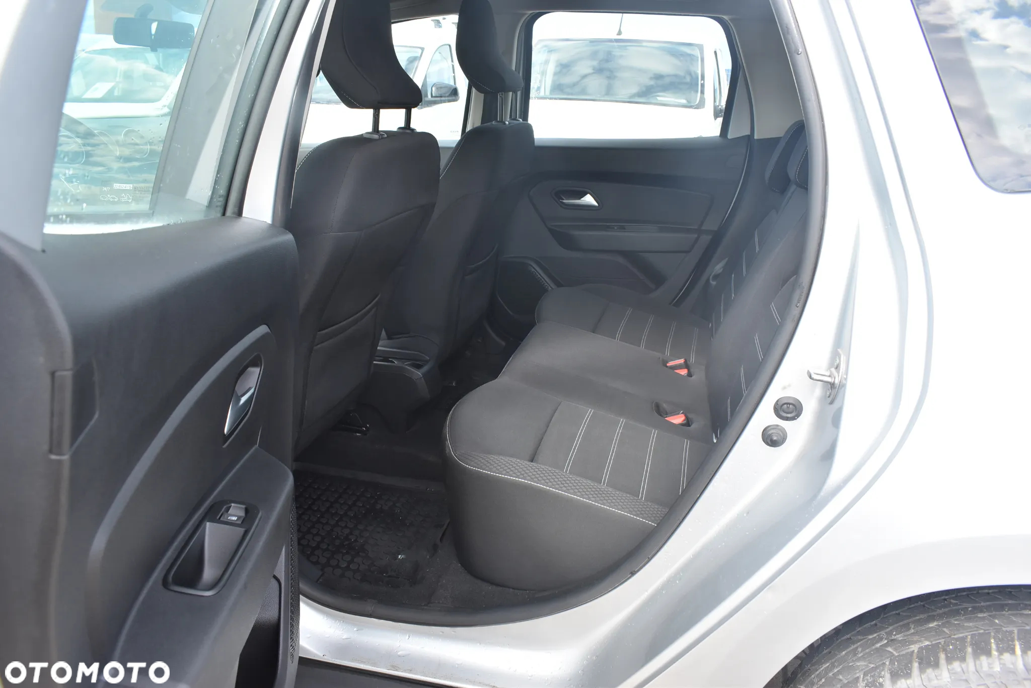 Dacia Duster 1.5 Blue dCi Comfort 4WD - 12
