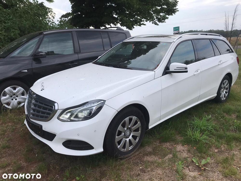 Mercedes-Benz Klasa E 220 BlueTEC 4-Matic Elegance - 3