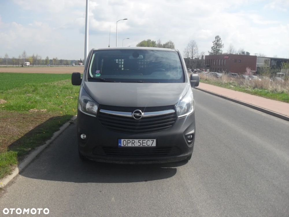 Opel Vivaro - 2