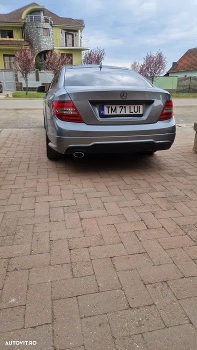 Mercedes-Benz C - 6