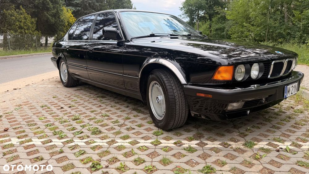 BMW Seria 7 - 32