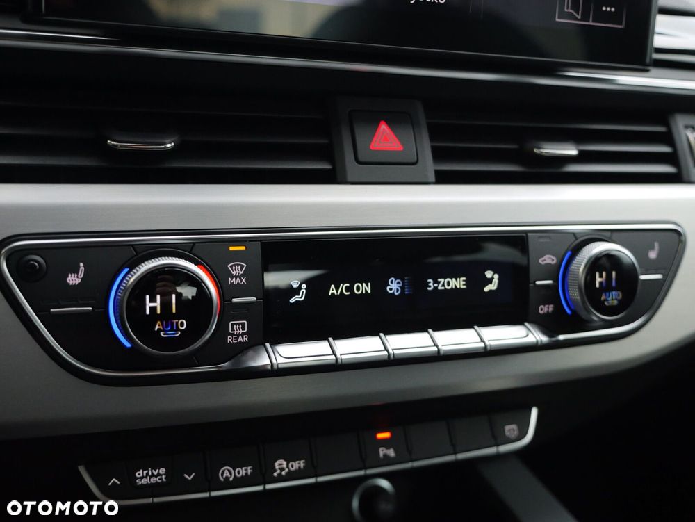 Audi A4 Limousine - 23