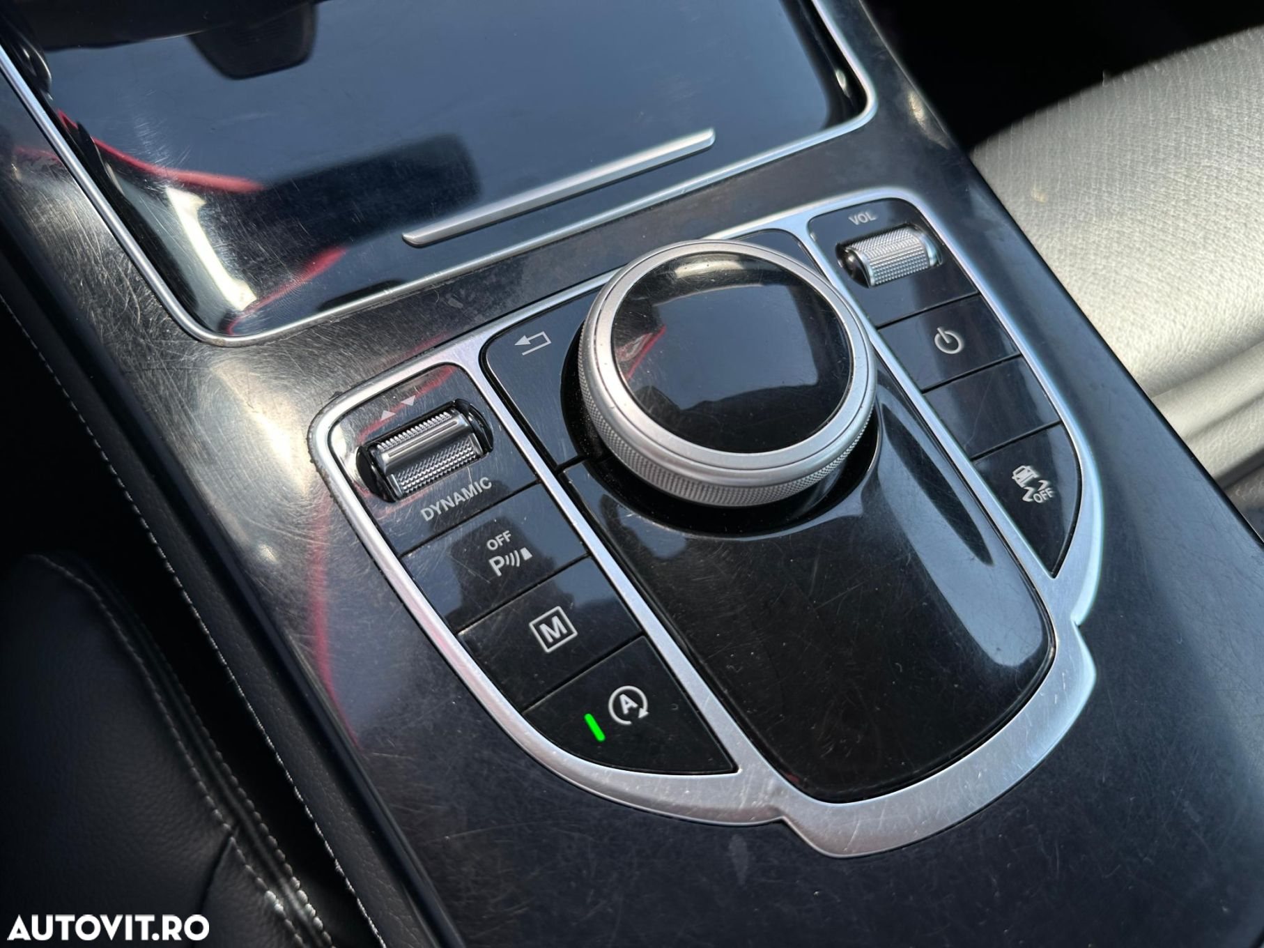 Mercedes-Benz GLC - 19