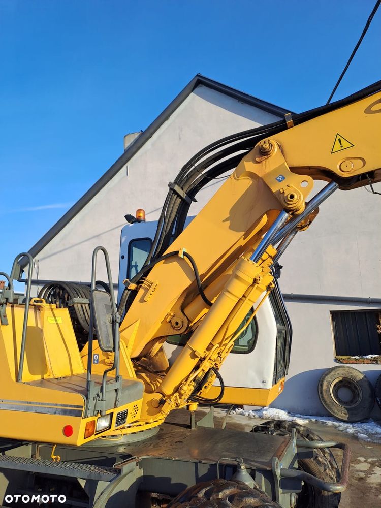 Liebherr A900B Litronic - 18