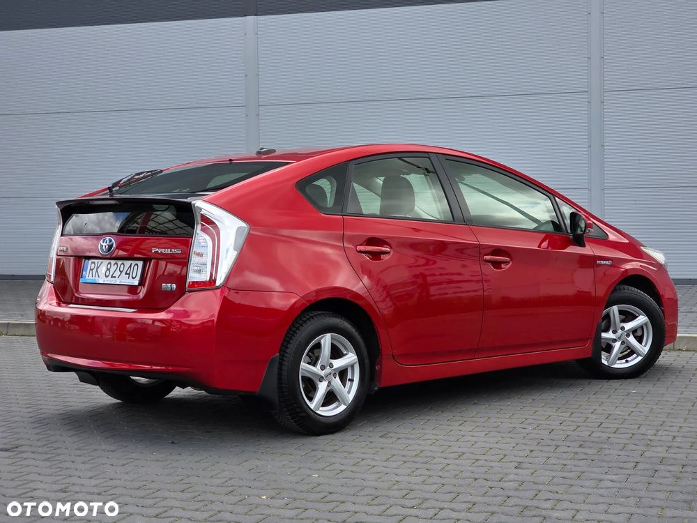 Toyota Prius - 16