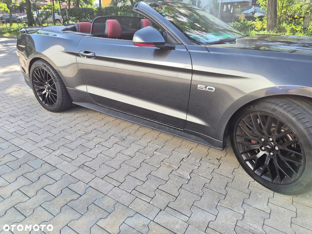 Ford Mustang - 14