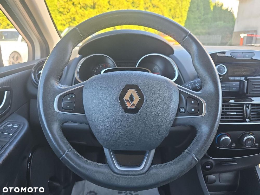 Renault Clio 1.2 16V Life - 10
