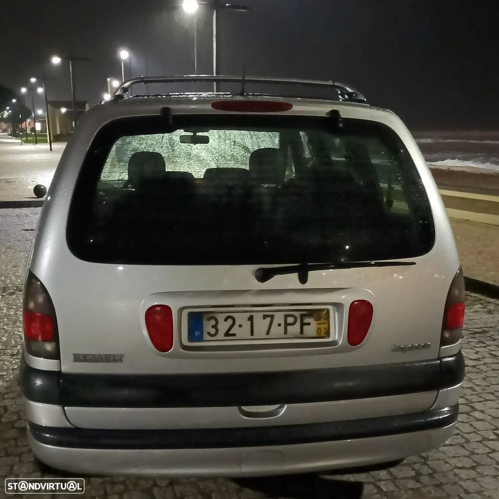 Renault Grand Espace RT 2.2 dT - 2